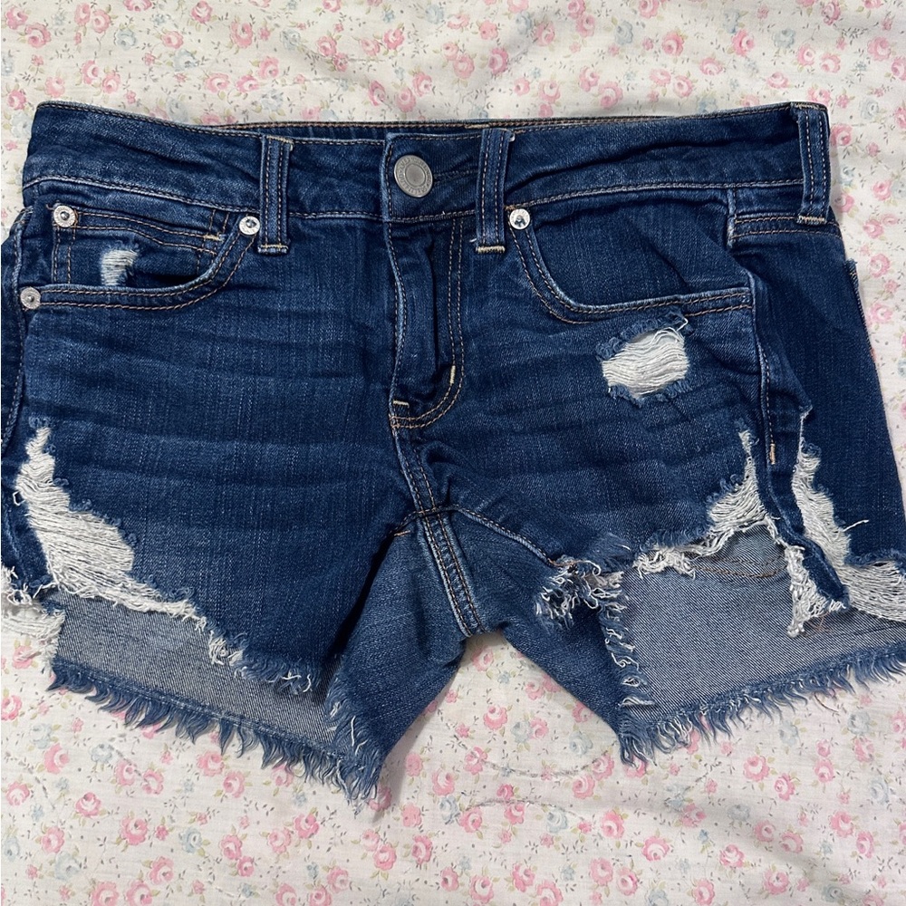 American Eagle Y2K Distressed Denim Shorts Size 2 | 28” Waist Raw Hem
